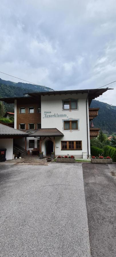 Haus Tuxerklamm Apartamento Finkenberg Exterior foto
